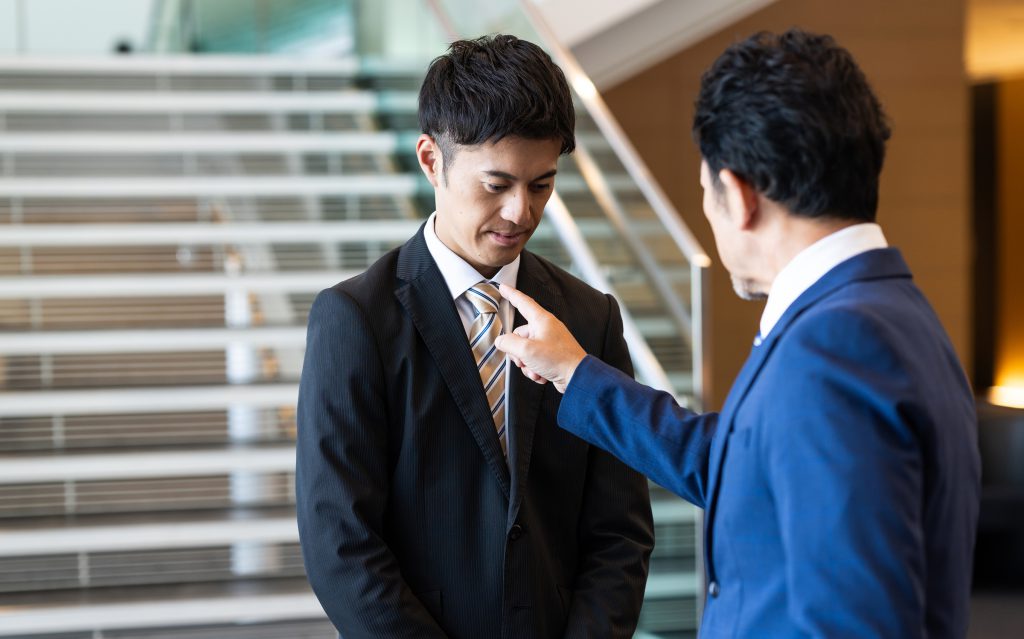雑な指示で責められる